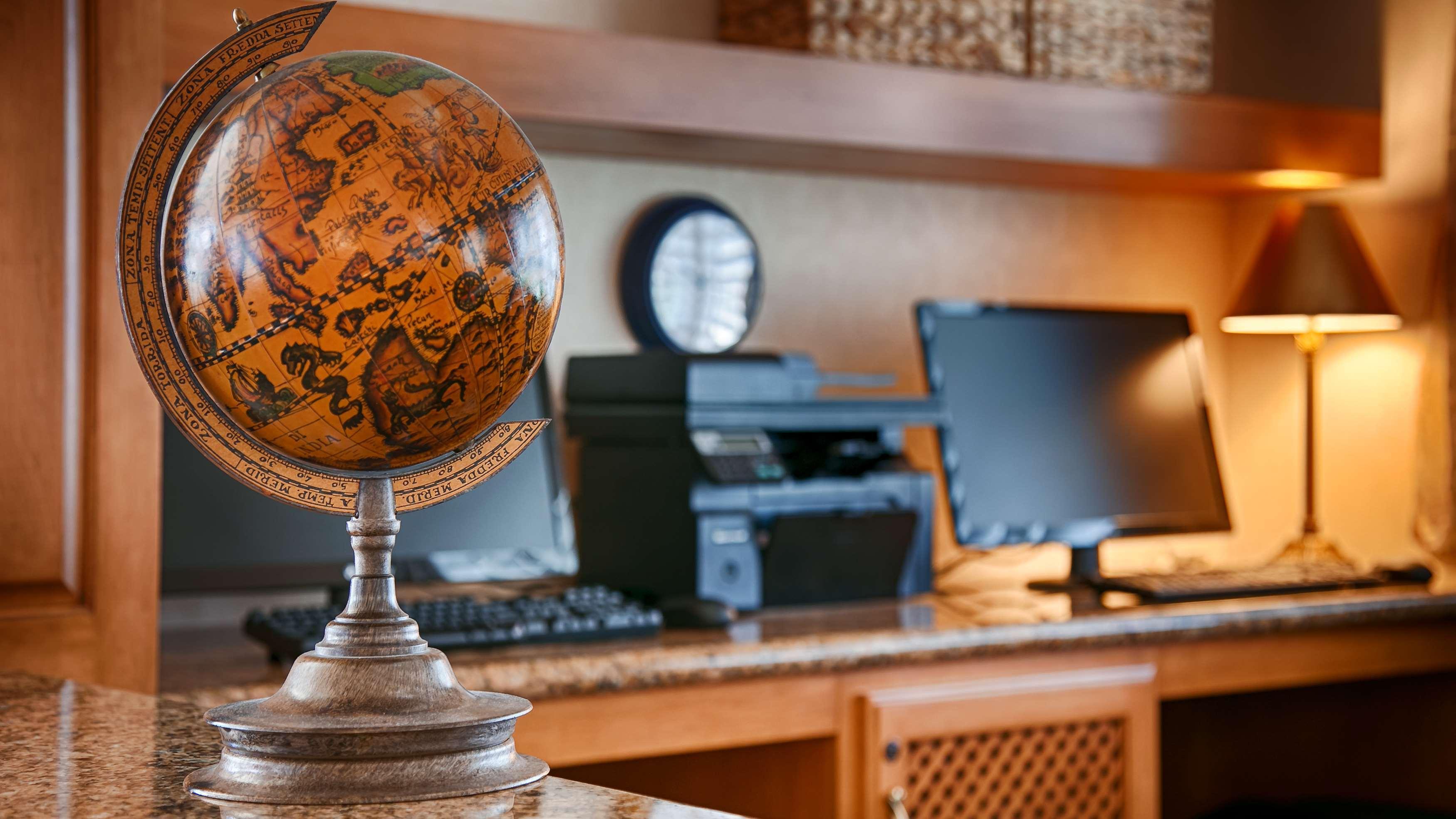 Best Western Plus A Wayfarer'S Inn & Suites Kingman Bagian luar foto