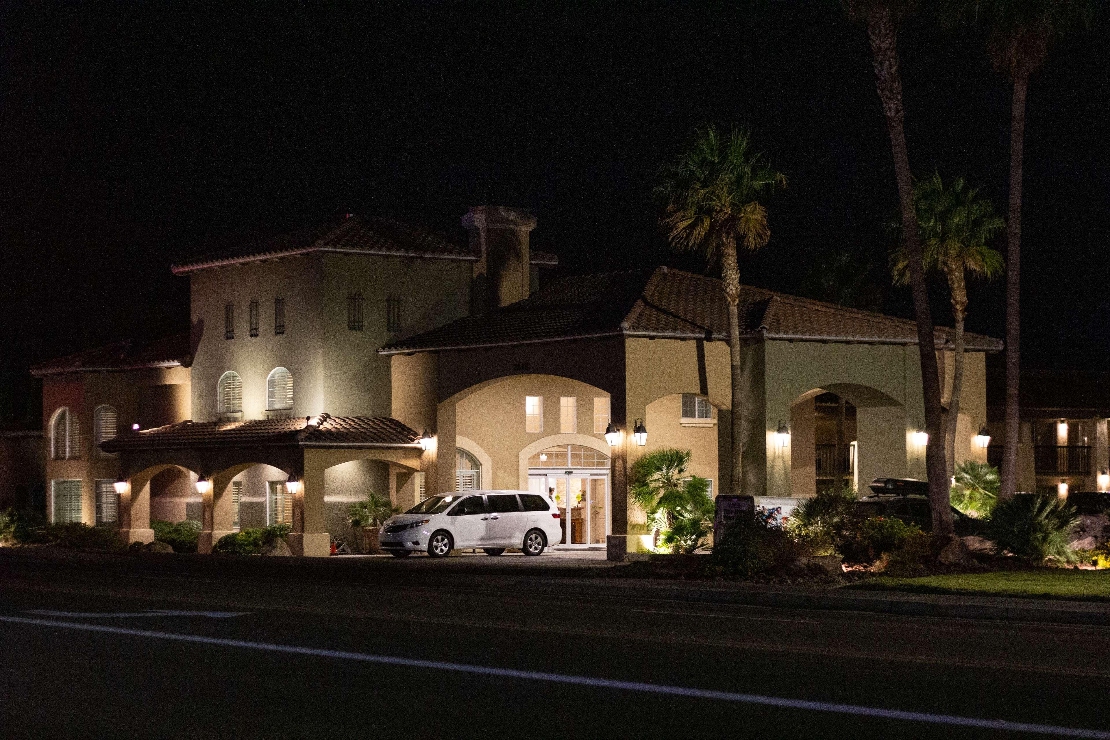 Best Western Plus A Wayfarer'S Inn & Suites Kingman Bagian luar foto