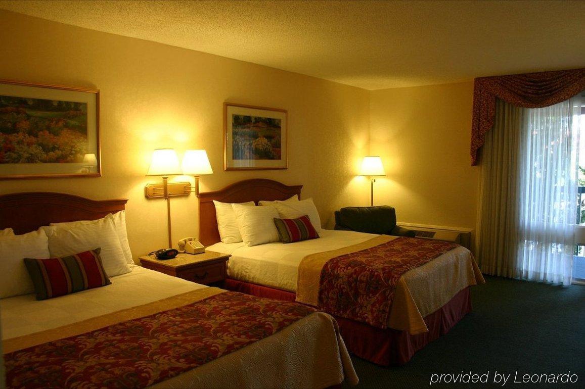 Best Western Plus A Wayfarer'S Inn & Suites Kingman Ruang foto