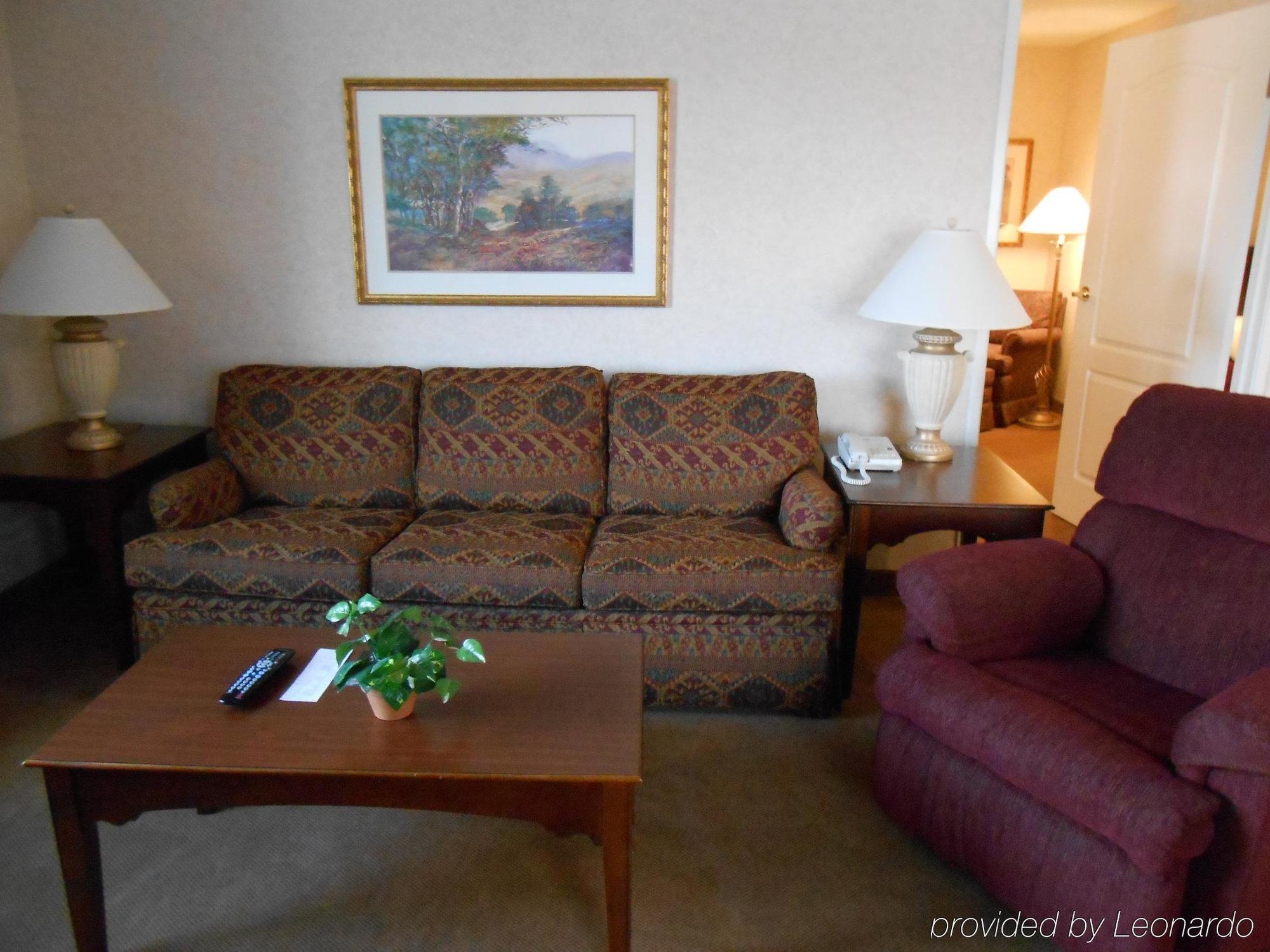 Best Western Plus A Wayfarer'S Inn & Suites Kingman Ruang foto
